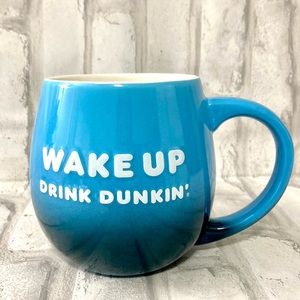 Wake Up Drink Dunkin Be Awesome 20 oz Coffee Mug 2019 Blue Dunkin Donuts